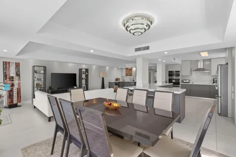 10180 W Bay Harbor Drive Bay Harbor Islands FL 33154