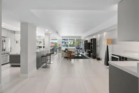 10180 W Bay Harbor Drive Bay Harbor Islands FL 33154
