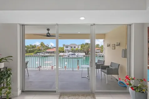 10180 W Bay Harbor Drive Bay Harbor Islands FL 33154