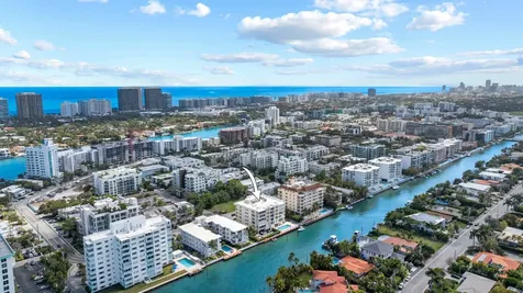 10180 W Bay Harbor Drive Bay Harbor Islands FL 33154