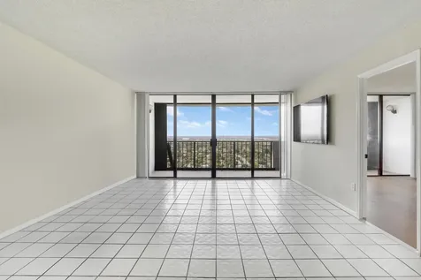 5600 N Flagler Drive West Palm Beach FL 33407