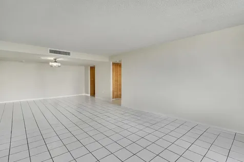 5600 N Flagler Drive West Palm Beach FL 33407