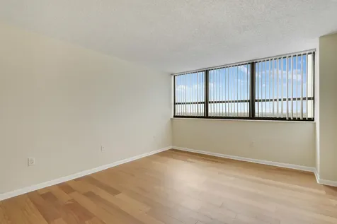 5600 N Flagler Drive West Palm Beach FL 33407