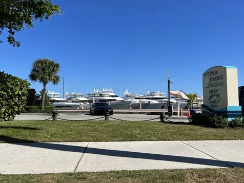 5600 N Flagler Drive West Palm Beach FL 33407
