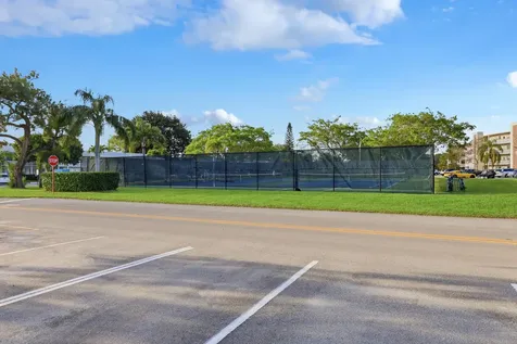 231 Ventnor Q Deerfield Beach FL 33442