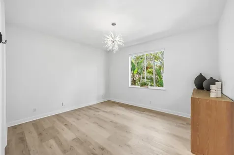 2399 Nw 49th Lane Boca Raton FL 33431