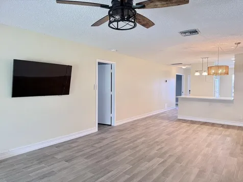 1740 Nw 19th Terrace Delray Beach FL 33445