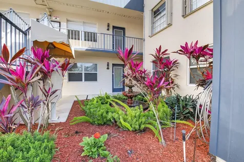 173 Flanders D Delray Beach FL 33484