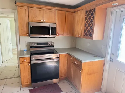 520 Seagrape Road Lantana FL 33462