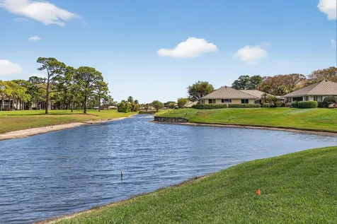 5000 Se Burning Tree Circle Stuart FL 34997