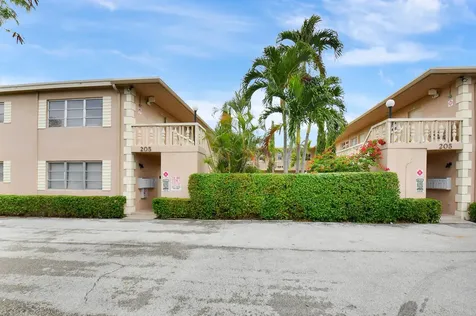 205 Ne 3rd Street Boynton Beach FL 33435