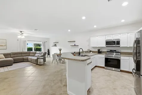 13408 Georgian Court Wellington FL 33414