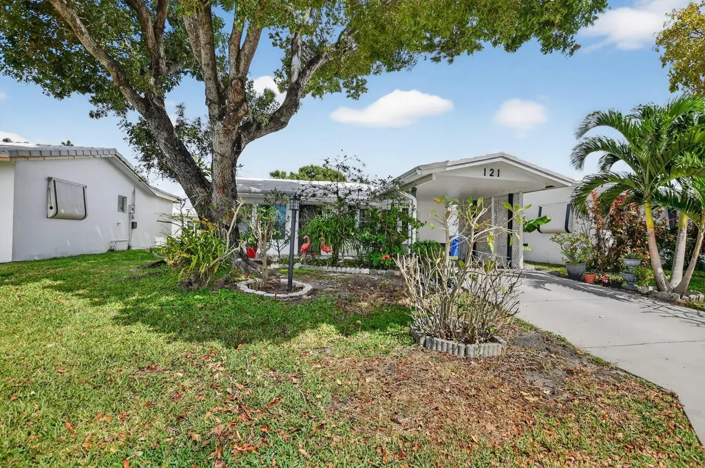 121 Nw 28th Court Pompano Beach FL 33064