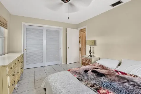 121 Nw 28th Court Pompano Beach FL 33064