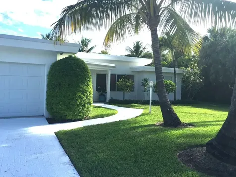 145 Beacon Lane Jupiter Inlet Colony FL 33469