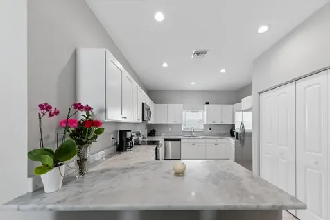 525 Nw 12th Avenue Boynton Beach FL 33435