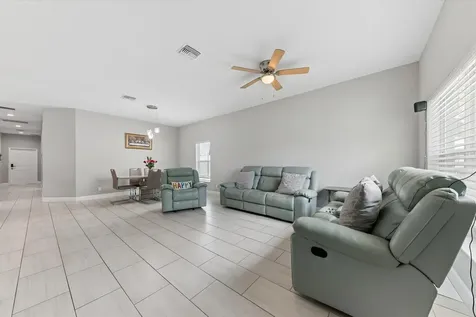 525 Nw 12th Avenue Boynton Beach FL 33435