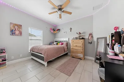 525 Nw 12th Avenue Boynton Beach FL 33435