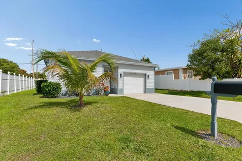 525 Nw 12th Avenue Boynton Beach FL 33435