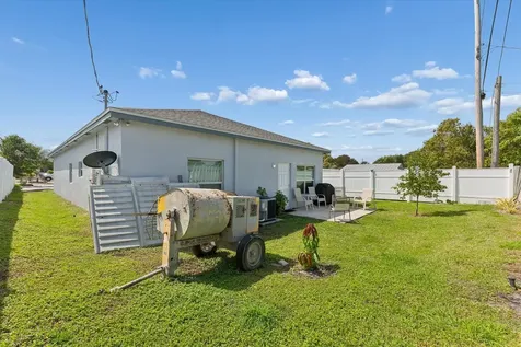 525 Nw 12th Avenue Boynton Beach FL 33435