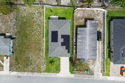 525 Nw 12th Avenue Boynton Beach FL 33435