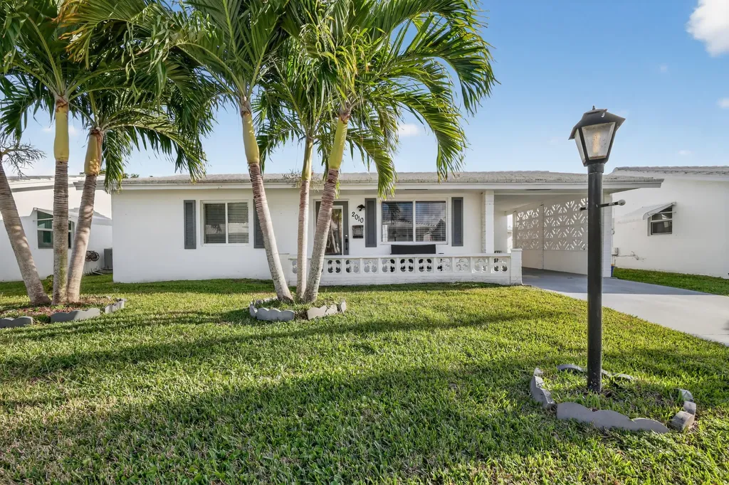 2010 Sw 6th Avenue Boynton Beach FL 33426