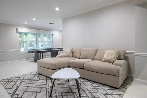 498 Ne 47th Street Boca Raton FL 33431