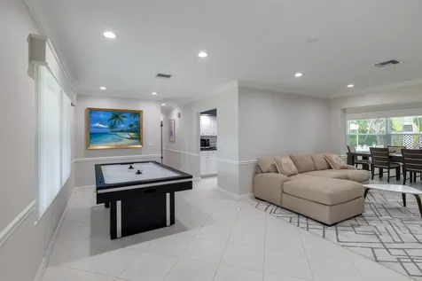 498 Ne 47th Street Boca Raton FL 33431