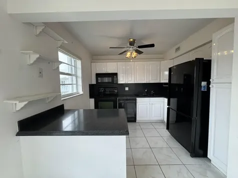 301 Wellington F West Palm Beach FL 33417
