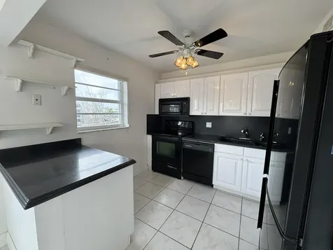 301 Wellington F West Palm Beach FL 33417