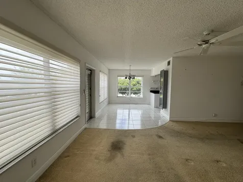 301 Wellington F West Palm Beach FL 33417