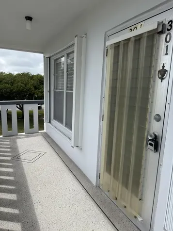 301 Wellington F West Palm Beach FL 33417