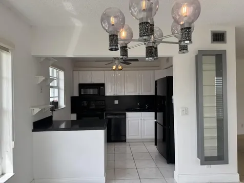 301 Wellington F West Palm Beach FL 33417