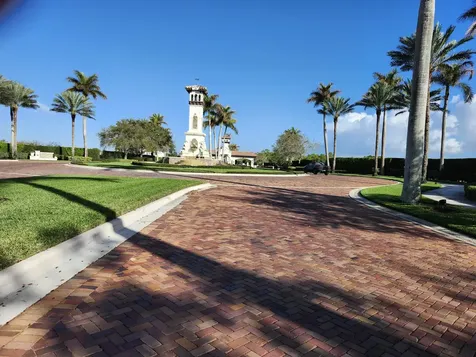 104 SE San Alicante Port Saint Lucie FL 34984