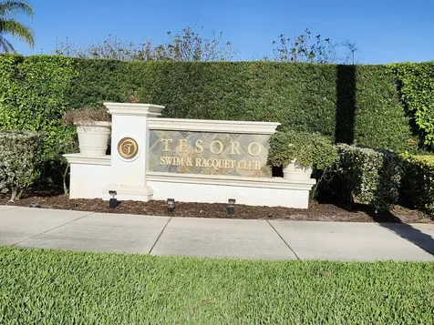 104 SE San Alicante Port Saint Lucie FL 34984