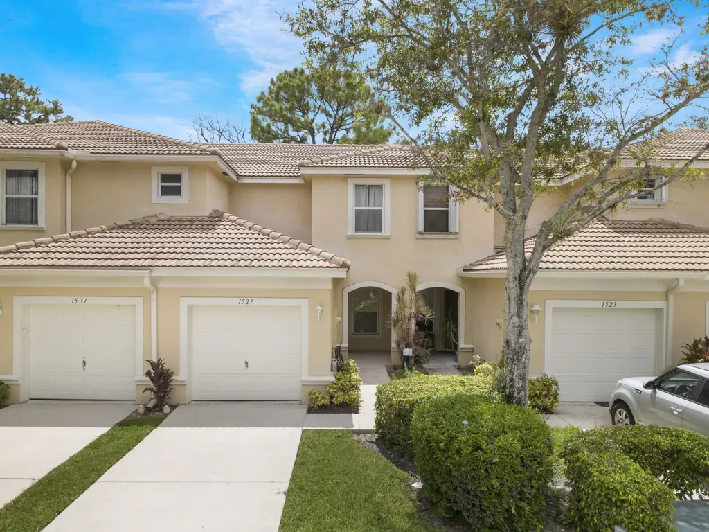 1527 Barrymore Court Wellington FL 33414
