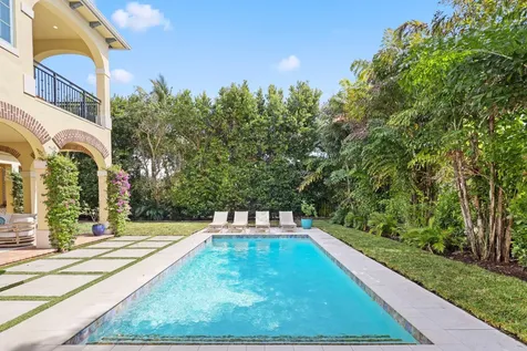 800 Ne 4th Street Boca Raton FL 33432
