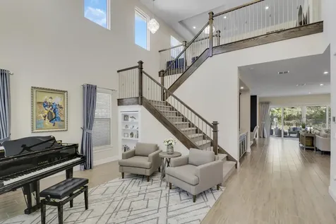 2475 Ne Evinrude Circle Jensen Beach FL 34957