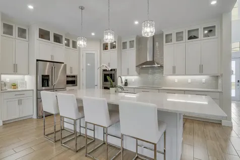 2475 Ne Evinrude Circle Jensen Beach FL 34957