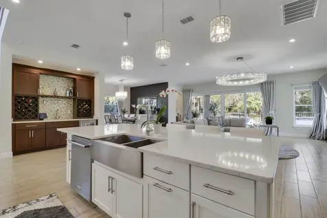 2475 Ne Evinrude Circle Jensen Beach FL 34957