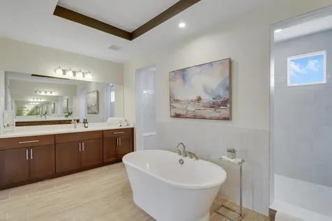 2475 Ne Evinrude Circle Jensen Beach FL 34957
