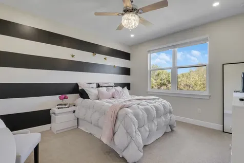2475 Ne Evinrude Circle Jensen Beach FL 34957
