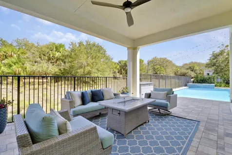 2475 Ne Evinrude Circle Jensen Beach FL 34957