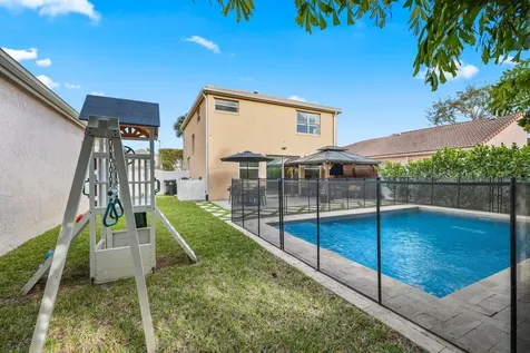 6939 Dawntree Court Lake Worth FL 33467