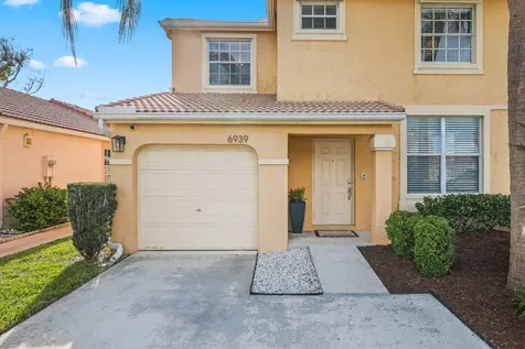6939 Dawntree Court Lake Worth FL 33467