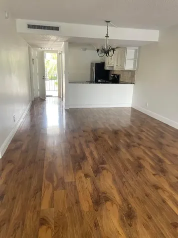 6 Royal Palm Way Boca Raton FL 33432
