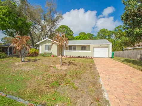 2317 Se Gillette Avenue Port Saint Lucie FL 34952