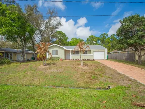 2317 Se Gillette Avenue Port Saint Lucie FL 34952