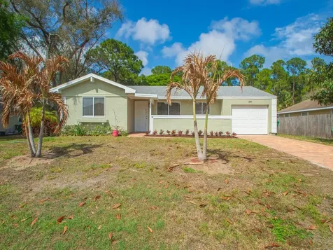 2317 Se Gillette Avenue Port Saint Lucie FL 34952