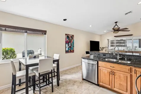4797 Nw 7th Place Deerfield Beach FL 33442
